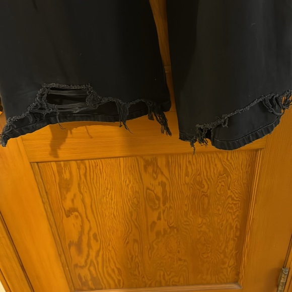 American Eagle Low Rise Baggy Flare jeans - Picture 4 of 6